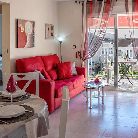 Stunning Apartment In ตอร์เรเวียคา ภายนอก รูปภาพ
