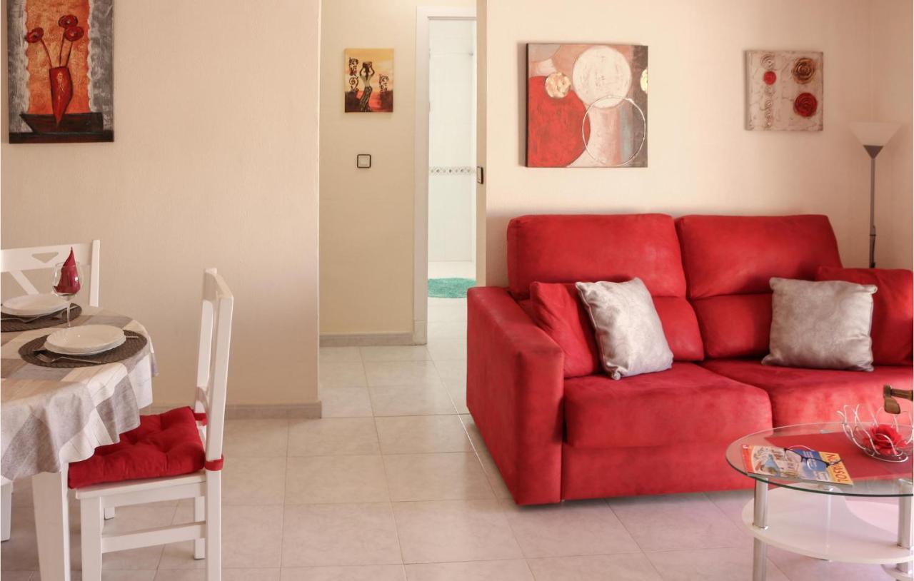 Stunning Apartment In ตอร์เรเวียคา ภายนอก รูปภาพ