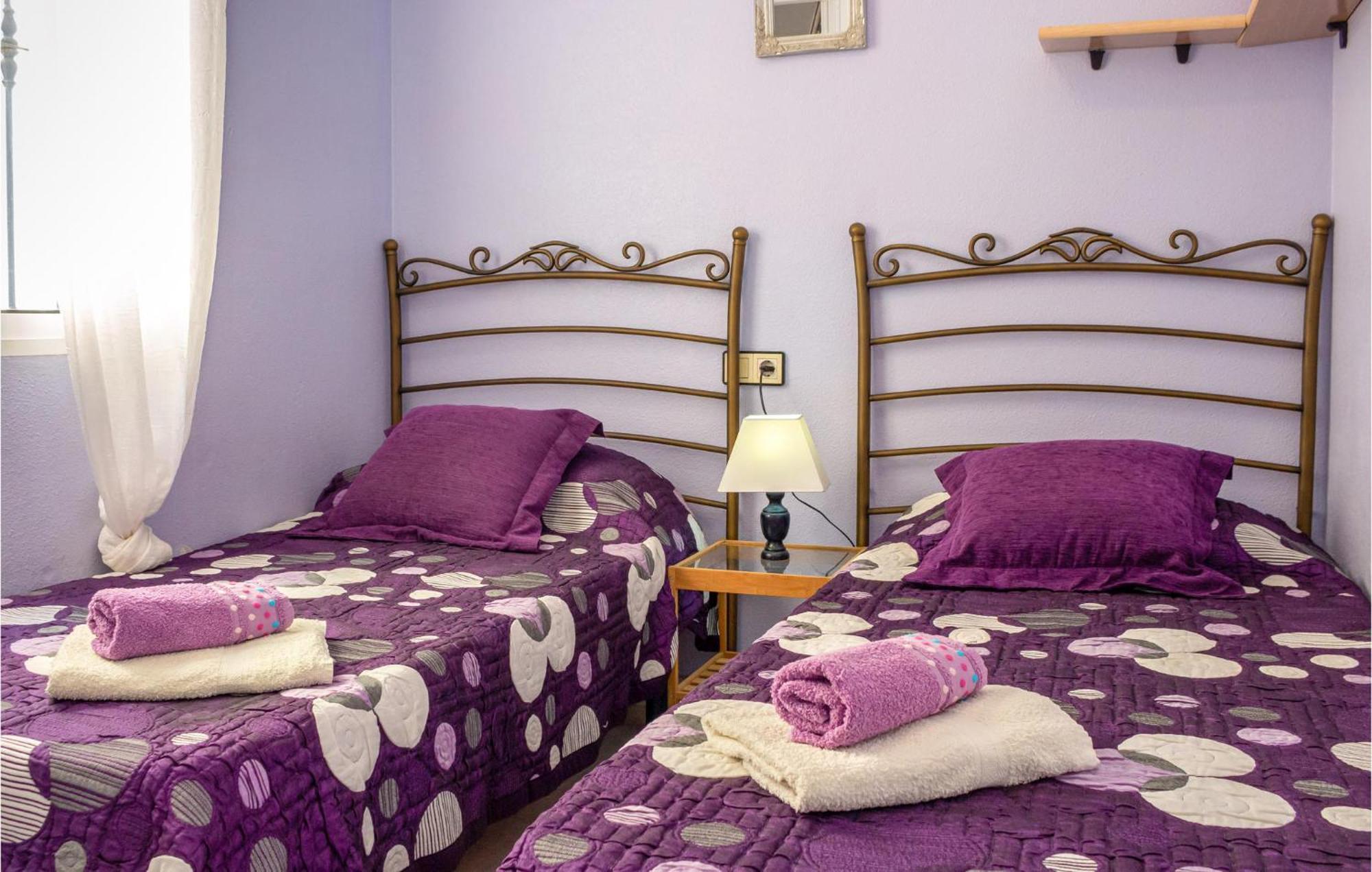 Stunning Apartment In ตอร์เรเวียคา ภายนอก รูปภาพ